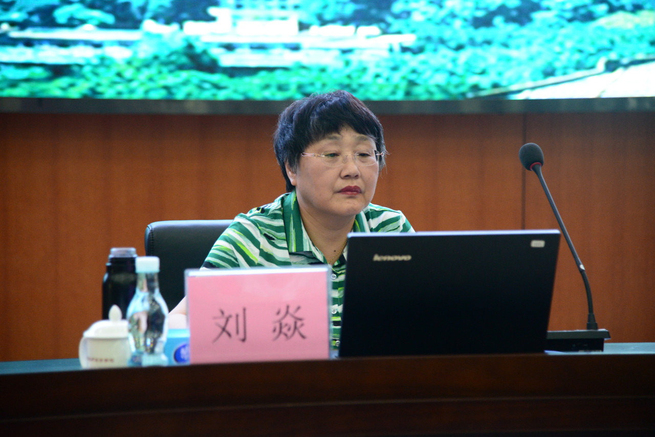 05北京师范大学刘焱教授开展讲座.jpg