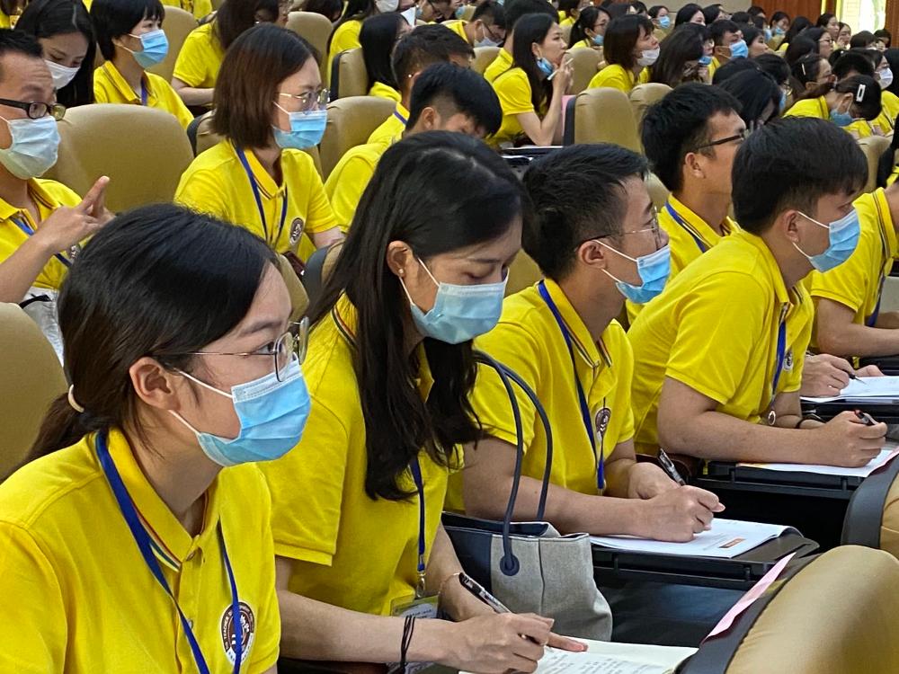 1.认真听课的学员们.jpg
